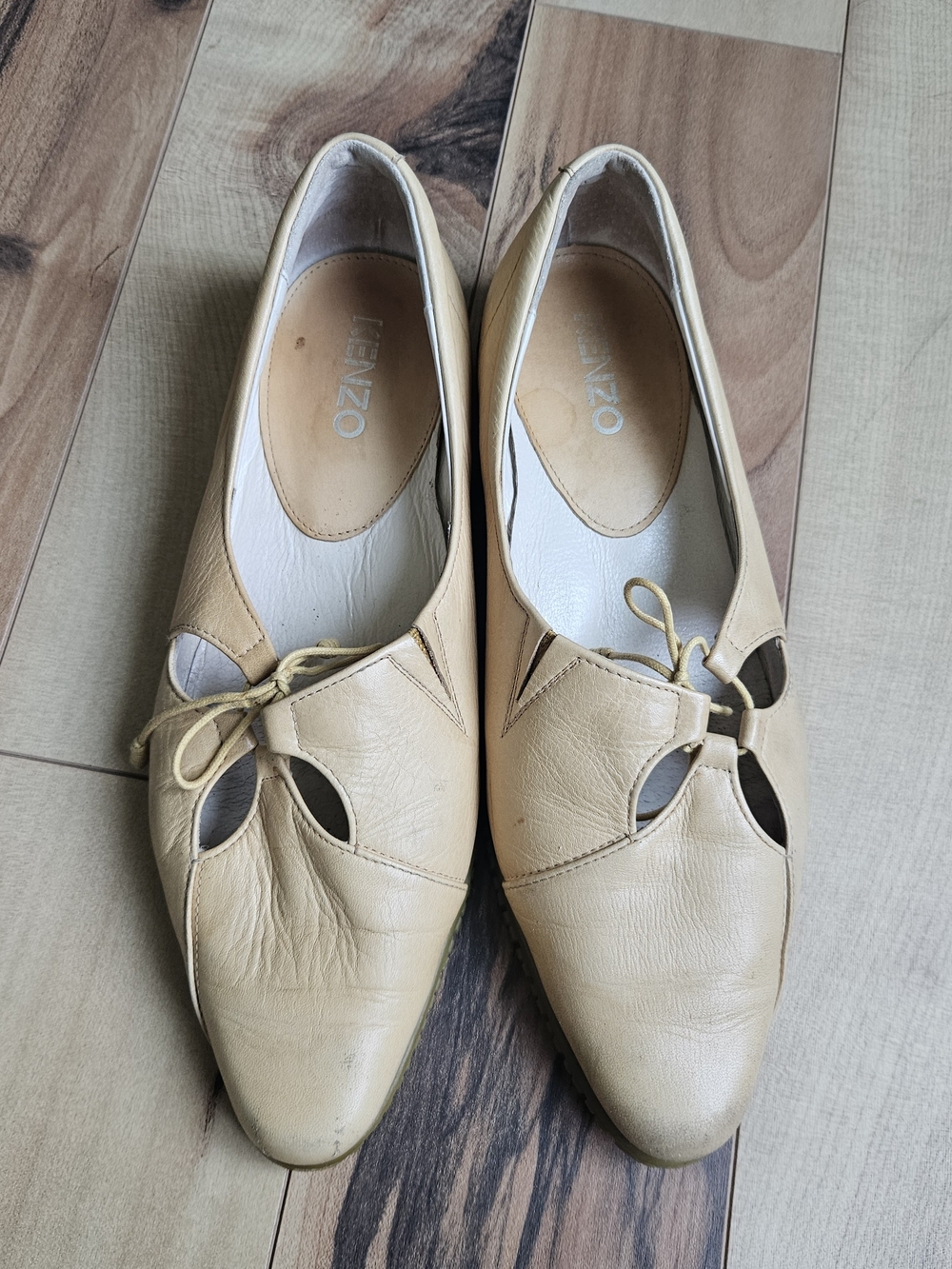 Kenzo Beige Cutout Leather Ballet Flats